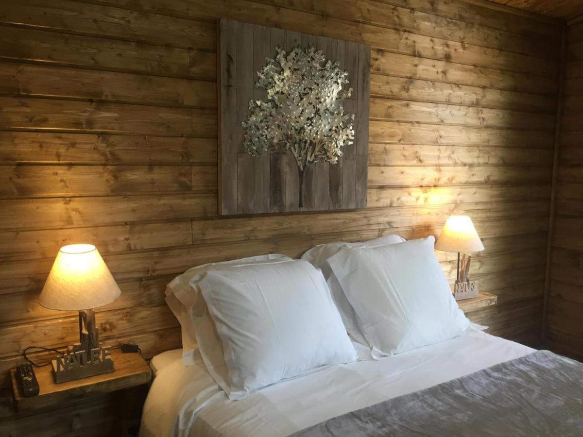 Gites Les Chalets Vezzani Spa Exterior photo