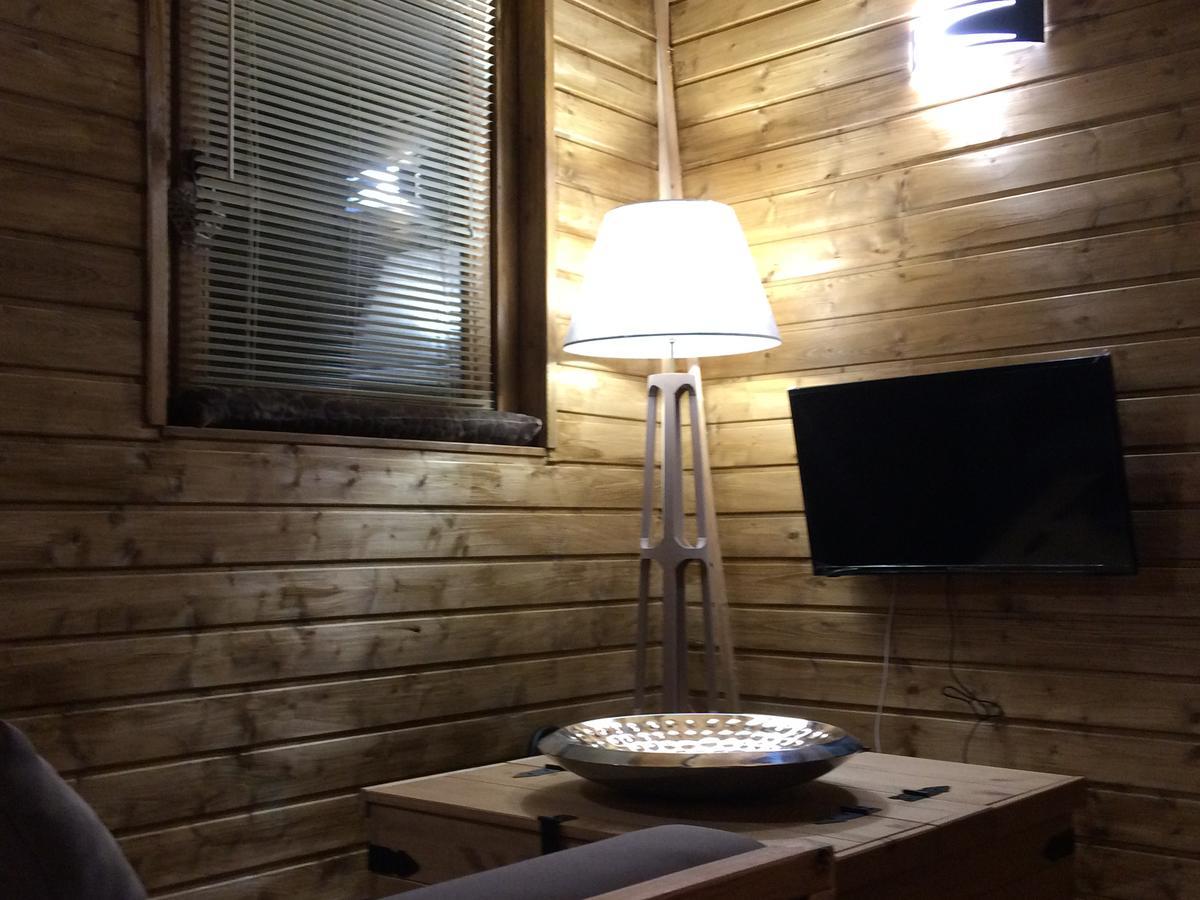 Gites Les Chalets Vezzani Spa Exterior photo